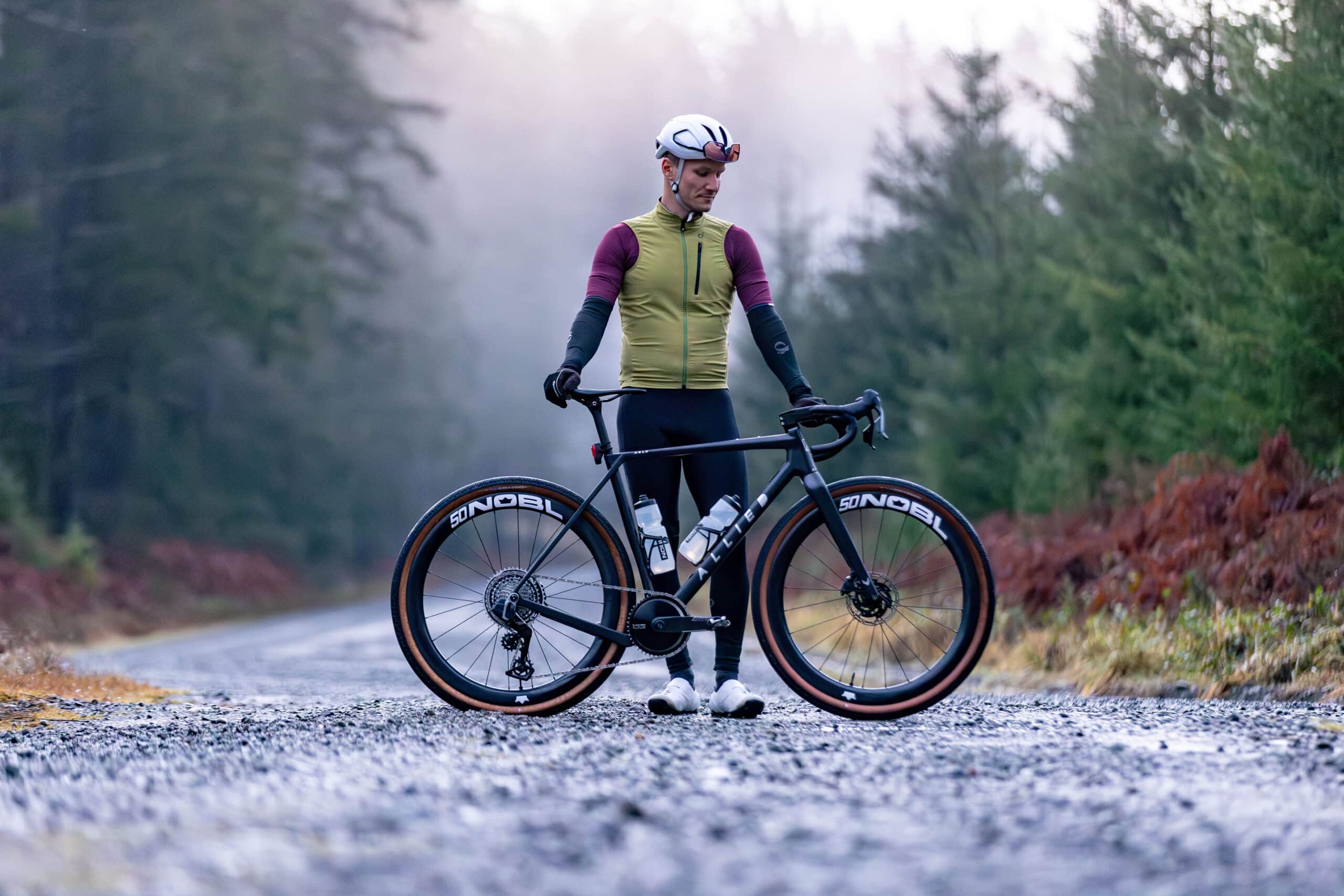 NOBL FAR Series gravel race